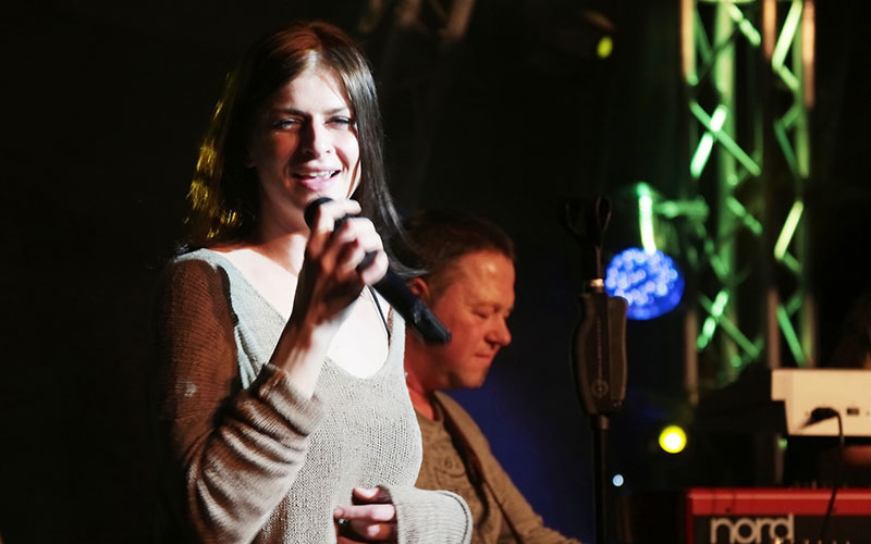 Big Yellow Taxi im Hoffmanns